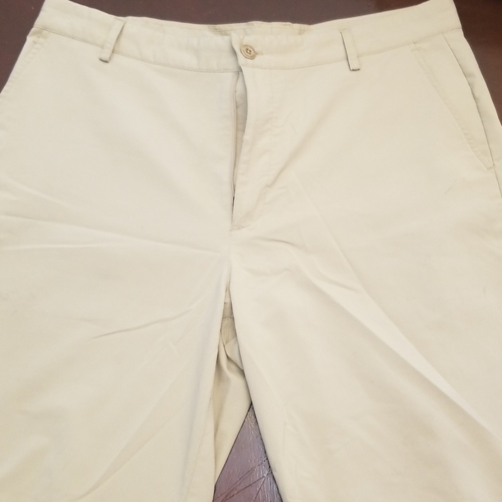 Under armour 36x30 golf pants